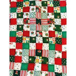 Beautiful Handsewn/Handmade Patchwork Christmas-themed Lap/Baby Quilt 34.5"x 36"